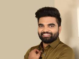 pradeep machiraju age