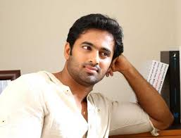 unni mukundan age