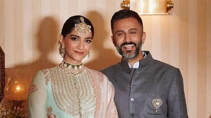 anand ahuja age